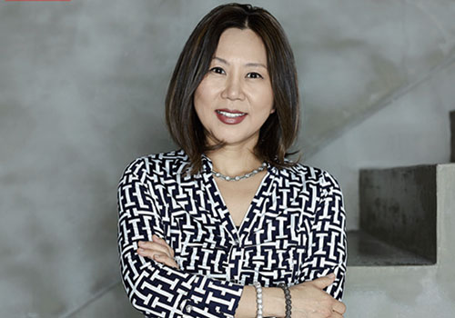 TITAN Women In Business Awards Winner - BDMT Global - Suzy Im 