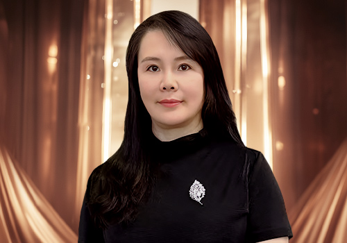 TITAN Women In Business Awards Winner - Li Quan - Li Quan: Leading Change in a Traditional Industry